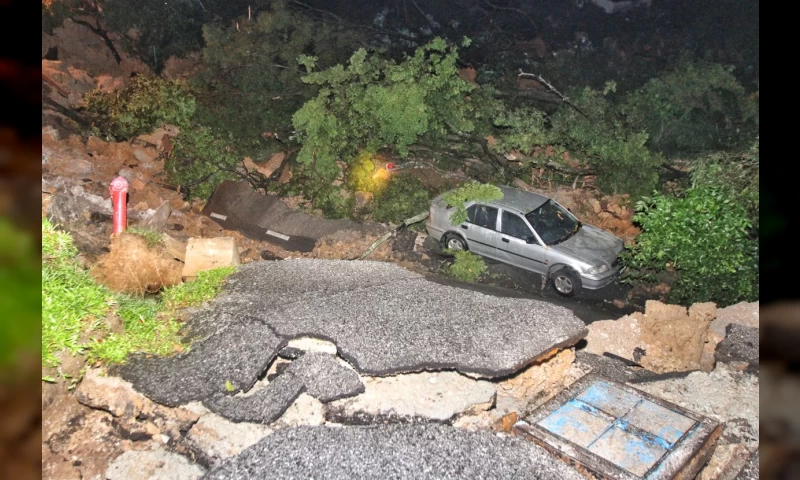 Puchong Flood: Mall Impacted as 71 Stores and 65 Vehicles Affected, Authorities Investigate the Cause of Landslide