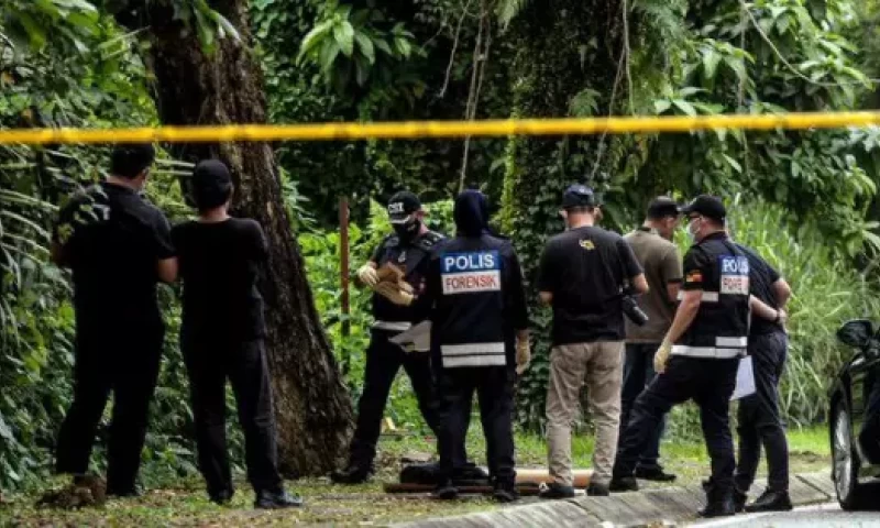 Local Man Wanted in Puchong Fatally Shot as Nearby Residents Report Hearing Gunshots