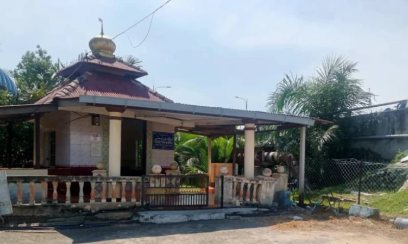 "Sleeping" Man Discovered in Alor Gajah Surau Had Been Dead for 3 Days