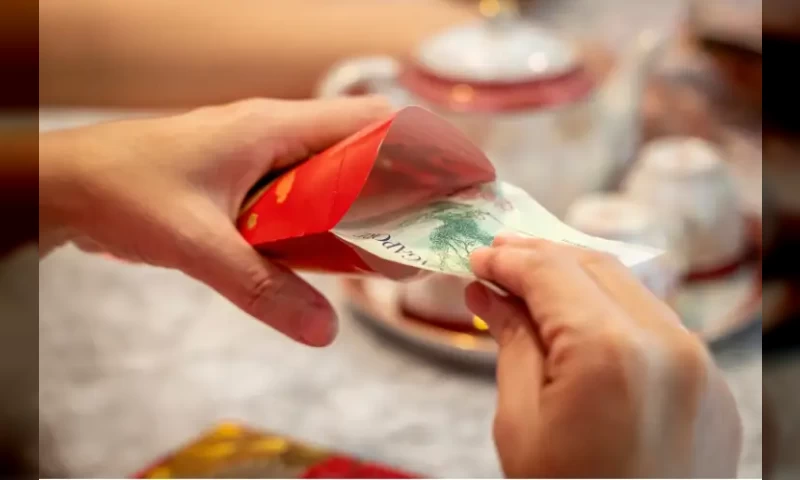 "‘Why So Little?!’ — Malaysian Woman Complains About Receiving Only RM120 in Wedding Angpow"